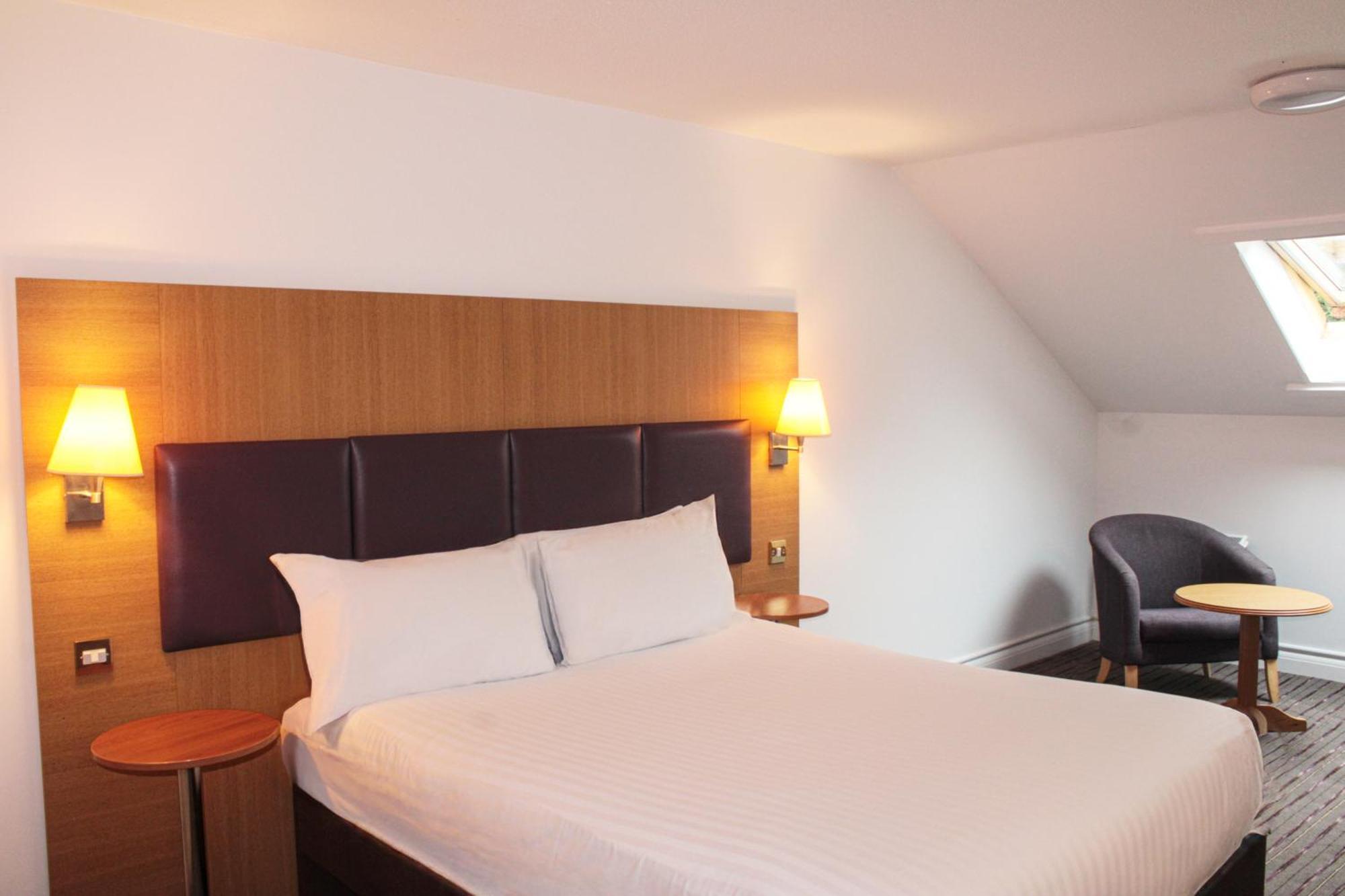 Orchid Epsom; Sure Hotel Collection By Best Western Ngoại thất bức ảnh
